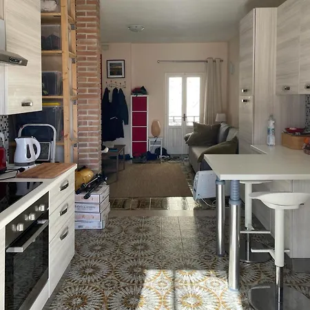Apartament Beautiful Open Plan With A Fantastic Balcony View Pennadomo