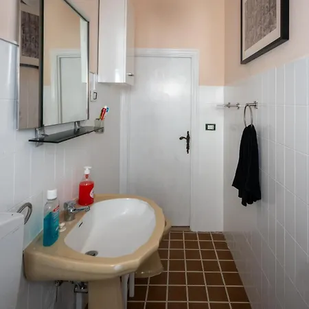Beautiful Open Plan With A Fantastic Balcony View Apartament Pennadomo